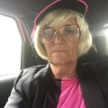 Fantastisk fina kläder, bra kvalité, MYCKET SNABB LEVERANS, Mycket för pengarna och roligt fick vi med dem Kort page blond peruk