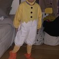 Super kul dräkt för de minsta, vår son kommer rocka denna på paraden om det blir av // mamma