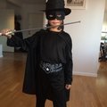 Sonen blev grymt nöjd! Maskerad svärdhjälte - maskeraddräkt barn