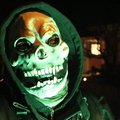Min man som ghostrider i er mask Täckande dödskalle. Körde MC o delade ut godis till alla barnen på Halloweenfesten.