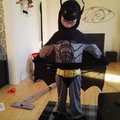 Helt okej för priset. Hade en nöjd kille när den kom. Batmandräkt för barn