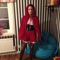 Rödluvan blev Dödluvan. Rödluvan - maskeraddräkt
