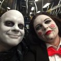 Användade mig av svart hårspray för att göra Billy the puppets hår!! Funkade jättebra och lätt att tvätta av med.