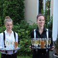 Servitriser på en 20-tals 50-års fest!