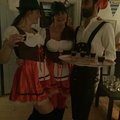 Tyrolerfest med tema Österike och Tyrolen. Tyrolerhatt grön